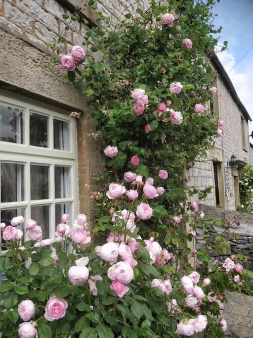 Millstone Cottage - Cosy Peak District Cottage Taddington Exterior foto