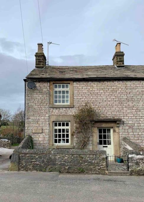 Millstone Cottage - Cosy Peak District Cottage Taddington Exterior foto